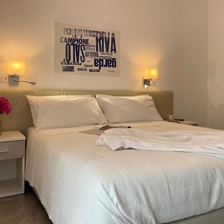 Du Lac Aparments Desenzano del Garda Dış mekan fotoğraf